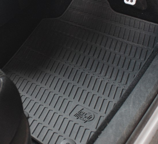 Beauty Meets Function with Rubber Car Mats