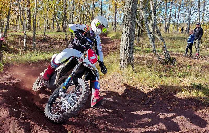 Motorcycle gear for enduro offers maximum protection