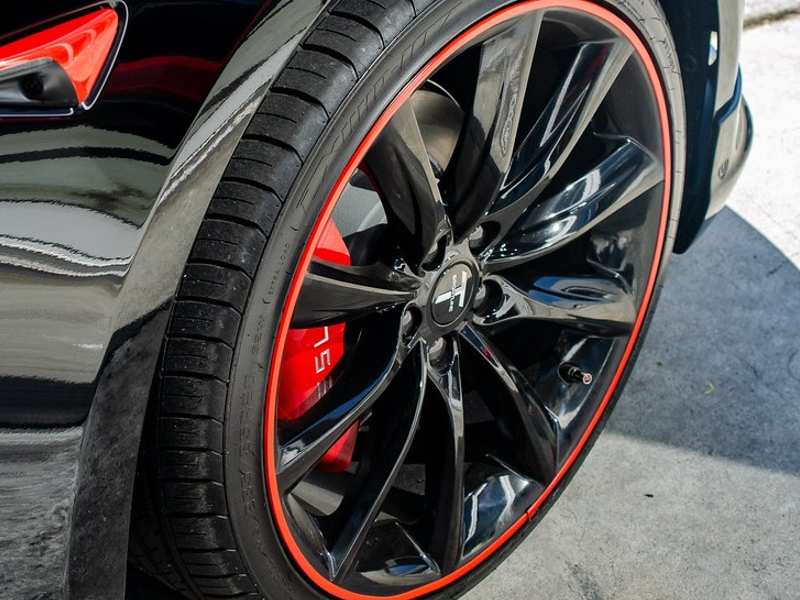 Wheel Rim Protection Tips for Car Owners